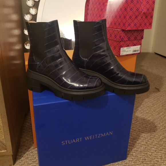 Boots - Picture 5 of 5